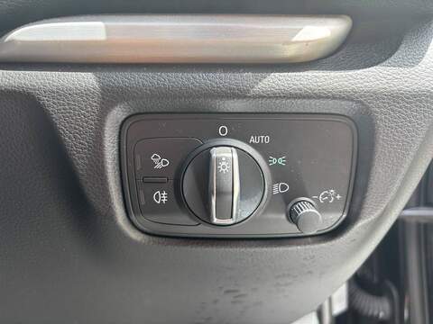 Audi A3 1.5 TFSI CoD 35 Black Edition Sportback 5dr Petrol Manual Euro 6 (s/s) (150 ps) - U686