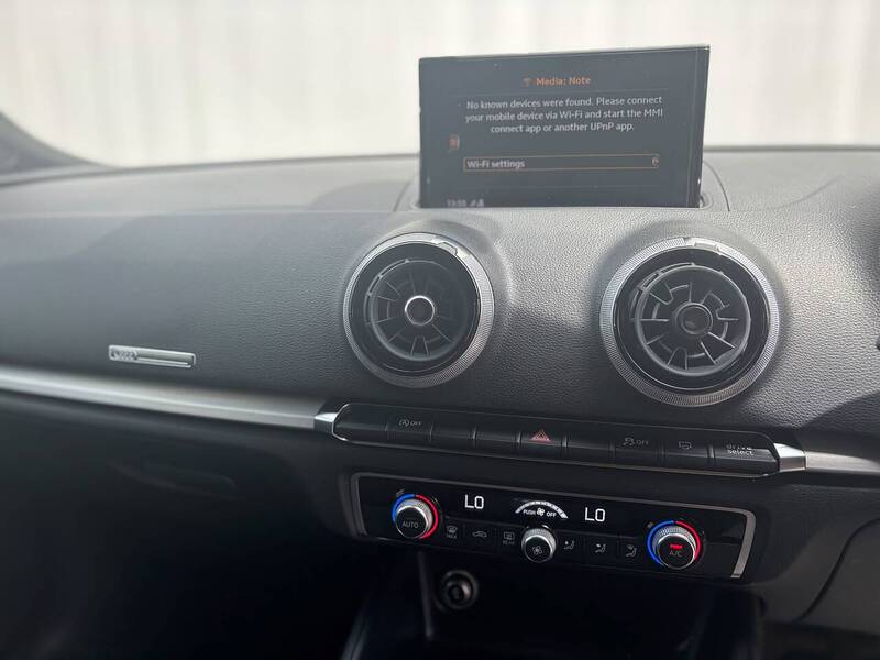 Audi A3 1.5 TFSI CoD 35 Black Edition Sportback 5dr Petrol Manual Euro 6 (s/s) (150 ps) - U686