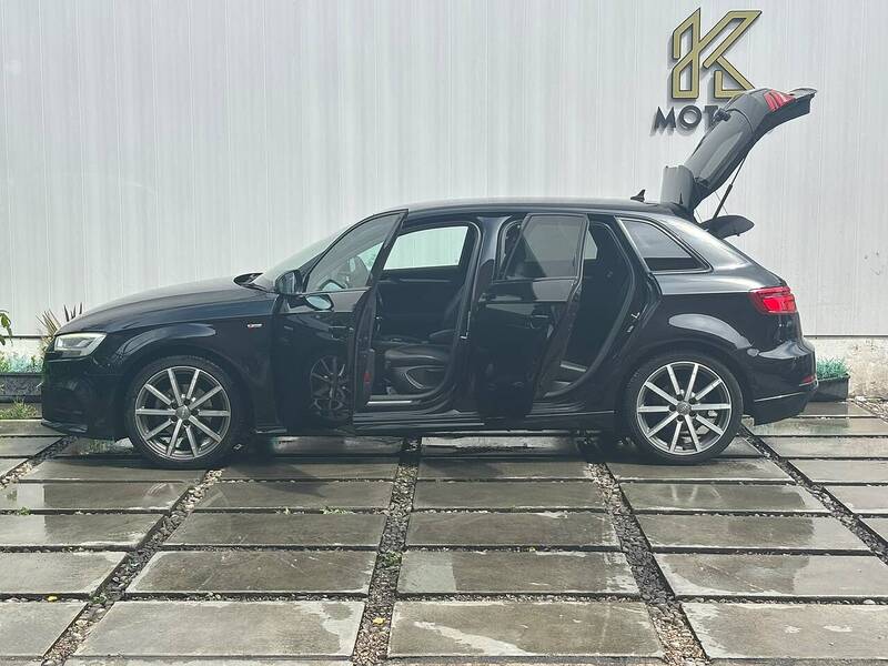 Audi A3 1.5 TFSI CoD 35 Black Edition Sportback 5dr Petrol Manual Euro 6 (s/s) (150 ps) - U686
