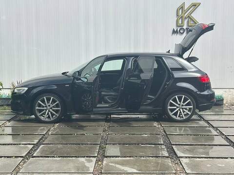 Audi A3 1.5 TFSI CoD 35 Black Edition Sportback 5dr Petrol Manual Euro 6 (s/s) (150 ps) - U686