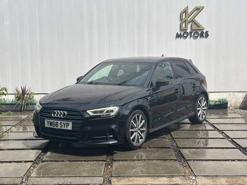 Audi A3 1.5 TFSI CoD 35 Black Edition Sportback 5dr Petrol Manual Euro 6 (s/s) (150 ps) - U686