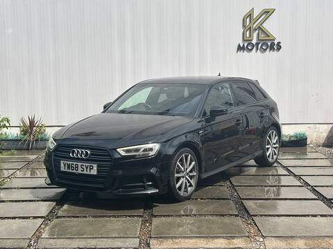Audi A3 1.5 TFSI CoD 35 Black Edition Sportback 5dr Petrol Manual Euro 6 (s/s) (150 ps) - U686