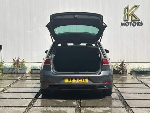 Volkswagen Golf 1.5 TSI EVO Match Hatchback 5dr Petrol Manual Euro 6 (s/s) (130 ps) - U687