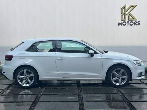 Audi A3 1.4 TFSI CoD Sport Hatchback 3dr Petrol Manual Euro 6 (s/s) (150 ps) - U688