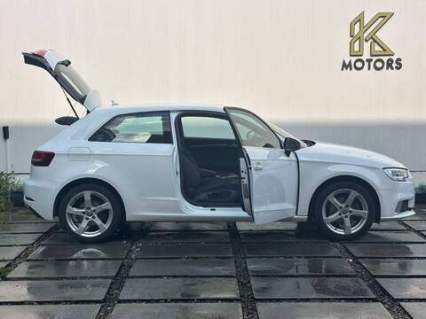 Audi A3 1.4 TFSI CoD Sport Hatchback 3dr Petrol Manual Euro 6 (s/s) (150 ps) - U688