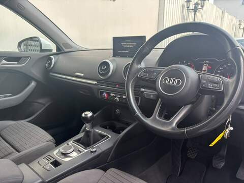 Audi A3 1.4 TFSI CoD Sport Hatchback 3dr Petrol Manual Euro 6 (s/s) (150 ps) - U688
