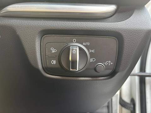 Audi A3 1.4 TFSI CoD Sport Hatchback 3dr Petrol Manual Euro 6 (s/s) (150 ps) - U688