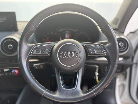 Audi A3 1.4 TFSI CoD Sport Hatchback 3dr Petrol Manual Euro 6 (s/s) (150 ps) - U688