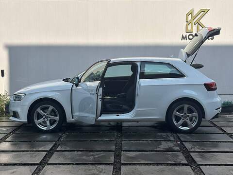 Audi A3 1.4 TFSI CoD Sport Hatchback 3dr Petrol Manual Euro 6 (s/s) (150 ps) - U688