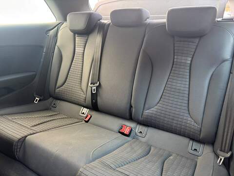 Audi A3 1.4 TFSI CoD Sport Hatchback 3dr Petrol Manual Euro 6 (s/s) (150 ps) - U688