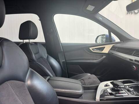Audi Q7 3.0 TDI V6 50 S line SUV 5dr Diesel Tiptronic quattro Euro 6 (s/s) (286 ps) - U690