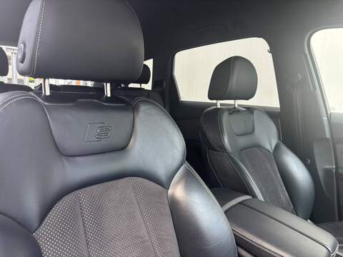 Audi Q7 3.0 TDI V6 50 S line SUV 5dr Diesel Tiptronic quattro Euro 6 (s/s) (286 ps) - U690