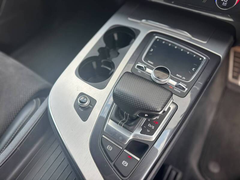 Audi Q7 3.0 TDI V6 50 S line SUV 5dr Diesel Tiptronic quattro Euro 6 (s/s) (286 ps) - U690