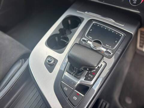 Audi Q7 3.0 TDI V6 50 S line SUV 5dr Diesel Tiptronic quattro Euro 6 (s/s) (286 ps) - U690