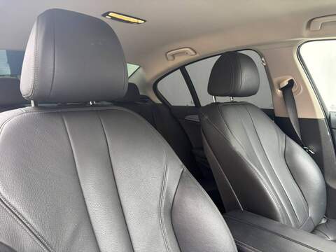 BMW 5 Series 2.0 520i GPF SE Saloon 4dr Petrol Auto Euro 6 (s/s) (184 ps) - U693