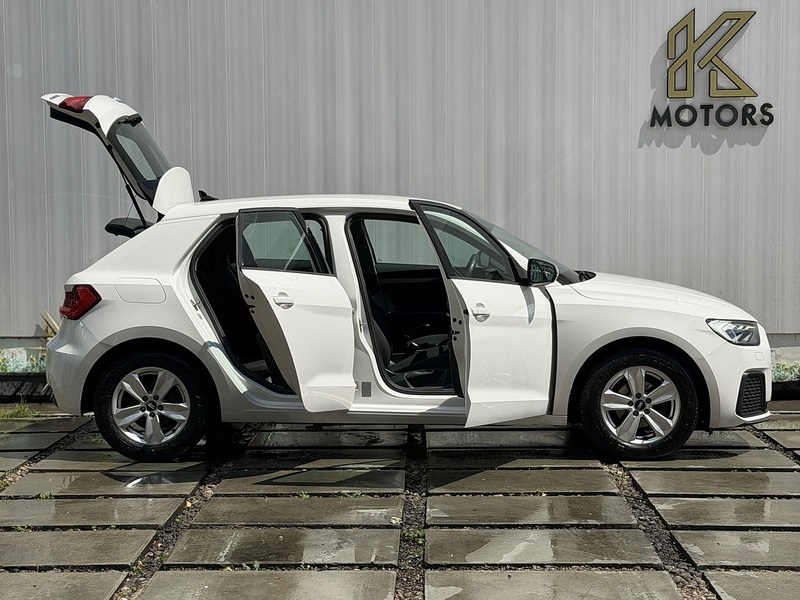 Audi A1 1.0 TFSI 25 Technik Sportback 5dr Petrol Manual Euro 6 (s/s) (95 ps) - U694