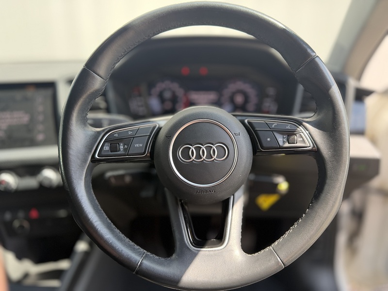 Audi A1 1.0 TFSI 25 Technik Sportback 5dr Petrol Manual Euro 6 (s/s) (95 ps) - U694