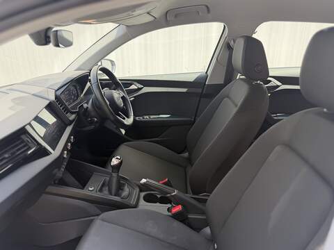 Audi A1 1.0 TFSI 25 Technik Sportback 5dr Petrol Manual Euro 6 (s/s) (95 ps) - U694