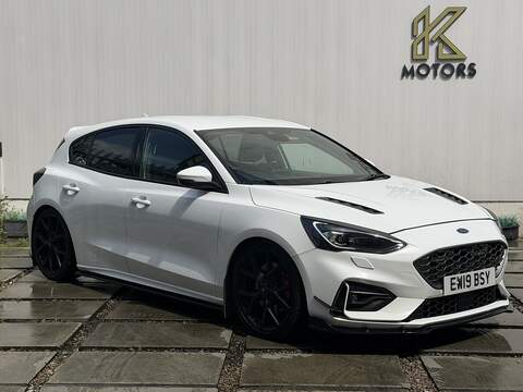 Ford Focus 2.0 M135i Hatchback 5dr Petrol Auto xDrive Euro 6 (s/s) (306 ps)