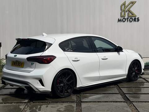 Ford Focus 2.3T EcoBoost ST Hatchback 5dr Petrol Manual Euro 6 (s/s) (280 ps) - U699