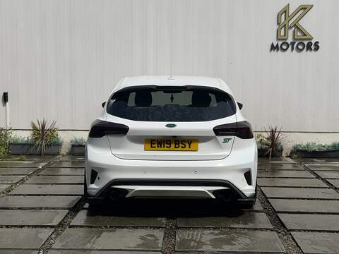 Ford Focus 2.3T EcoBoost ST Hatchback 5dr Petrol Manual Euro 6 (s/s) (280 ps) - U699