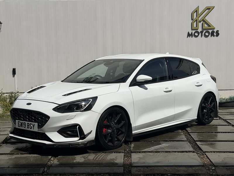 Ford Focus 2.3T EcoBoost ST Hatchback 5dr Petrol Manual Euro 6 (s/s) (280 ps) - U699