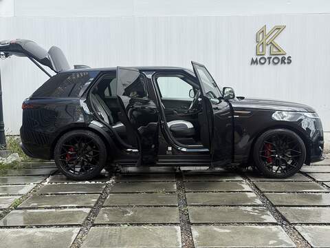 Land Rover Range Rover Sport 3.0 D300 MHEV Dynamic SE SUV 5dr Diesel Auto 4WD Euro 6 (s/s) (300 ps) - U701