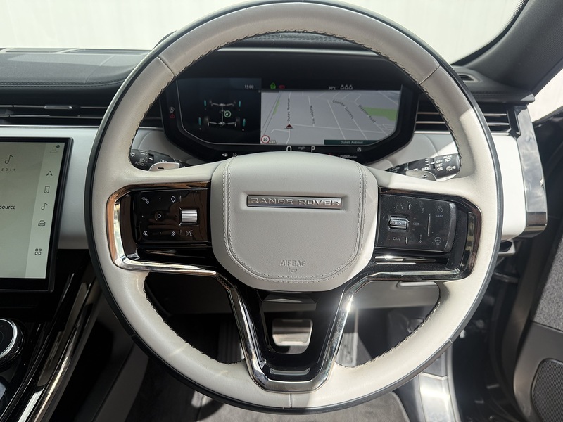 Land Rover Range Rover Sport 3.0 D300 MHEV Dynamic SE SUV 5dr Diesel Auto 4WD Euro 6 (s/s) (300 ps) - U701
