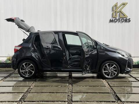 Toyota Yaris 1.5 VVT-h Excel Hatchback 5dr Petrol Hybrid E-CVT Euro 6 (s/s) (15in Alloy) (100 ps) - U702