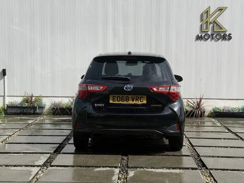 Toyota Yaris 1.5 VVT-h Excel Hatchback 5dr Petrol Hybrid E-CVT Euro 6 (s/s) (15in Alloy) (100 ps) - U702