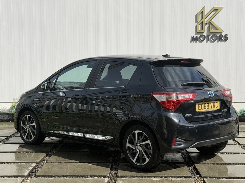 Toyota Yaris 1.5 VVT-h Excel Hatchback 5dr Petrol Hybrid E-CVT Euro 6 (s/s) (15in Alloy) (100 ps) - U702