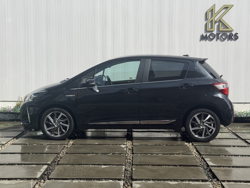 Toyota Yaris 1.5 VVT-h Excel Hatchback 5dr Petrol Hybrid E-CVT Euro 6 (s/s) (15in Alloy) (100 ps) - U702