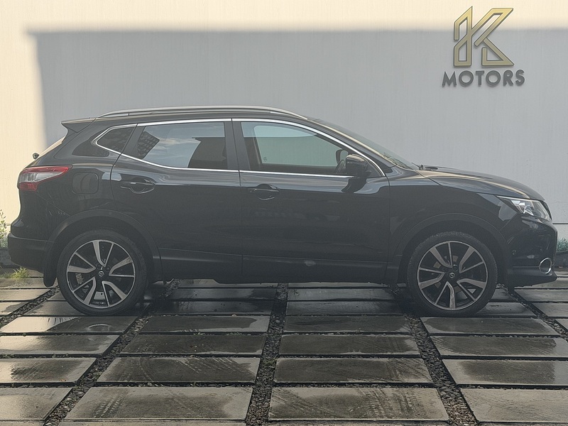 Nissan Qashqai 1.2 DIG-T Tekna SUV 5dr Petrol XTRON 2WD Euro 6 (s/s) (115 ps) - U703