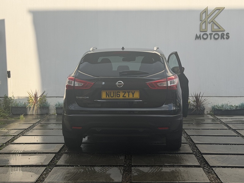 Nissan Qashqai 1.2 DIG-T Tekna SUV 5dr Petrol XTRON 2WD Euro 6 (s/s) (115 ps) - U703