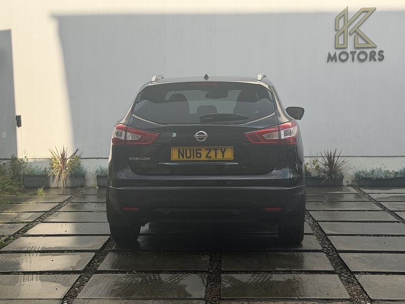 Nissan Qashqai 1.2 DIG-T Tekna SUV 5dr Petrol XTRON 2WD Euro 6 (s/s) (115 ps) - U703