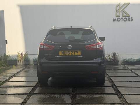 Nissan Qashqai 1.2 DIG-T Tekna SUV 5dr Petrol XTRON 2WD Euro 6 (s/s) (115 ps) - U703