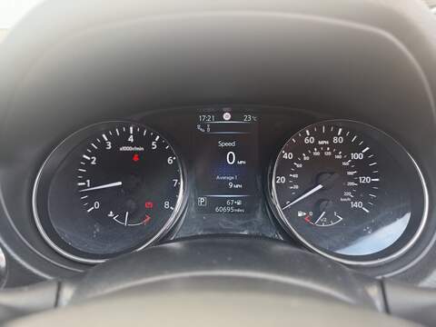 Nissan Qashqai 1.2 DIG-T Tekna SUV 5dr Petrol XTRON 2WD Euro 6 (s/s) (115 ps) - U703