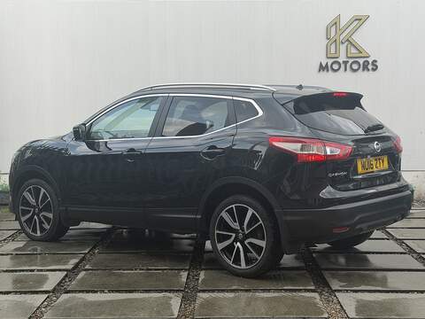 Nissan Qashqai 1.2 DIG-T Tekna SUV 5dr Petrol XTRON 2WD Euro 6 (s/s) (115 ps) - U703