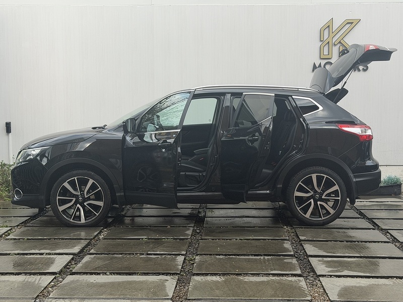 Nissan Qashqai 1.2 DIG-T Tekna SUV 5dr Petrol XTRON 2WD Euro 6 (s/s) (115 ps) - U703