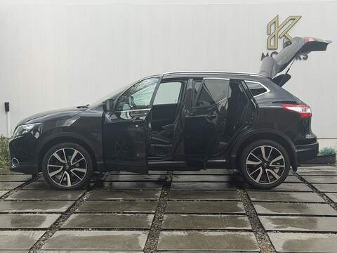 Nissan Qashqai 1.2 DIG-T Tekna SUV 5dr Petrol XTRON 2WD Euro 6 (s/s) (115 ps) - U703