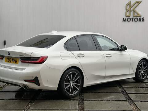 BMW 3 Series 2.0 320d Sport Saloon 4dr Diesel Auto Euro 6 (s/s) (190 ps) - U705