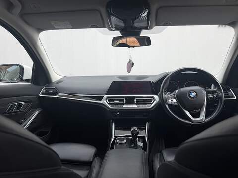 BMW 3 Series 2.0 320d Sport Saloon 4dr Diesel Auto Euro 6 (s/s) (190 ps) - U705