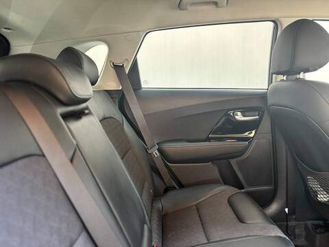 Kia Niro 1.6 GDi 2 SUV 5dr Petrol Hybrid DCT Euro 6 (s/s) (139 bhp) - U707