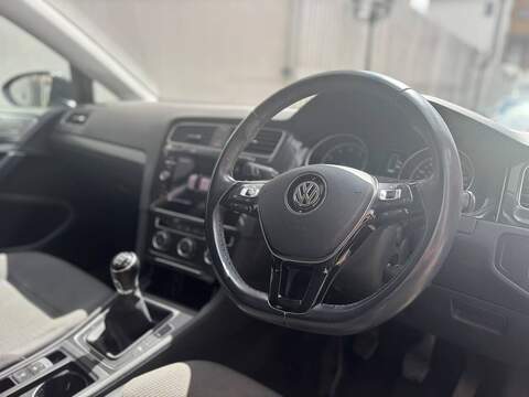 Volkswagen Golf 1.4 TSI SE Nav Hatchback 5dr Petrol Manual Euro 6 (s/s) (125 ps) - U709