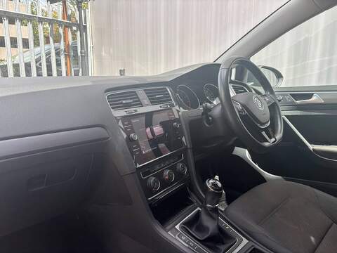 Volkswagen Golf 1.4 TSI SE Nav Hatchback 5dr Petrol Manual Euro 6 (s/s) (125 ps) - U709