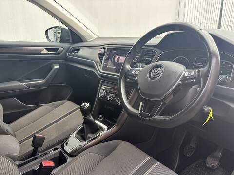 Volkswagen T-Roc 1.6 TDI SE SUV 5dr Diesel Manual Euro 6 (s/s) (115 ps) - U714