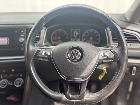 Volkswagen T-Roc 1.6 TDI SE SUV 5dr Diesel Manual Euro 6 (s/s) (115 ps) - U714
