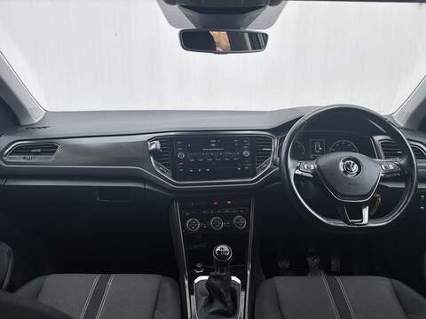 Volkswagen T-Roc 1.6 TDI SE SUV 5dr Diesel Manual Euro 6 (s/s) (115 ps) - U714