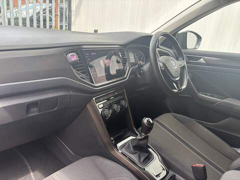 Volkswagen T-Roc 1.6 TDI SE SUV 5dr Diesel Manual Euro 6 (s/s) (115 ps) - U714