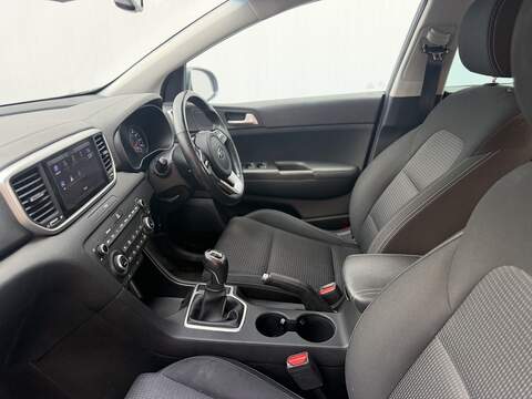 Kia Sportage 1.6 GDi 2 GPF SUV 5dr Petrol Manual Euro 6 (s/s) (130 bhp) - U715